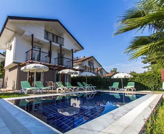 Fethiye Ölüdeniz'de Plaja Yakın, Özel Havuzlu, Ekonomik Villa - 1