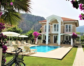 Dalyan'da Sakin Konumda, Özel Havuz ve Bahçeli, Müstakil, Kiralık Villa - 1