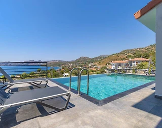 Marmaris Söğüt'te Modern Mimarili, Özel Havuzlu, Konforlu Villa - 4