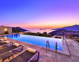 Kaş Kalkan'da Deniz Manzaralı, Sonsuzluk Havuzlu, Lüks Villa - 1