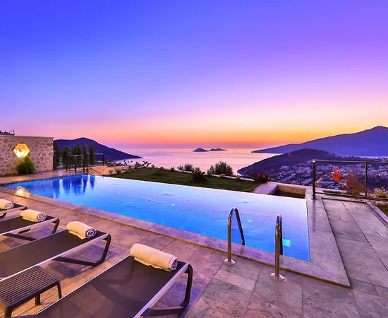 Kaş Kalkan'da Deniz Manzaralı, Sonsuzluk Havuzlu, Lüks Villa - 1