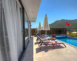 Kaş Sarıbelen'de, Doğa Manzaralı, Özel Havuzlu, Kiralık Villa - 4