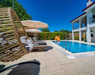 Fethiye Karakeçililer'de Bahçeli, Özel Havuzlu, 4 Yatak Odalı Villa - 3