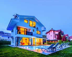 Fethiye Çiftlik'de Geniş Bahçeli, Özel Havuzlu, 4+1 Lüks Villa - 2