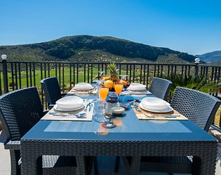 Kalkan Ulugöl'de Merkeze Yakın, Doğa Manzaralı, Lüks Tatil Evi - 3