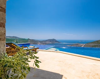 Kaş İslamlar'da Deniz Manzaralı, Özel Isıtmalı Havuzlu, Lüks Villa - 4