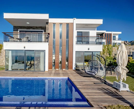 Muğla Bodrum'da Muhteşem Deniz Manzaralı, Özel Havuzlu, 3+1 Villa - 1