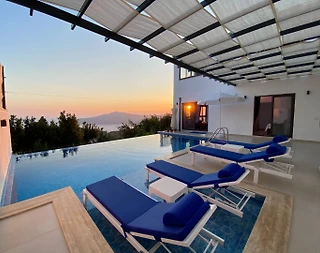 Kaş Kördere'de Göz Alıcı Deniz Manzaralı, Özel Havuzlu, Modern Villa - 5
