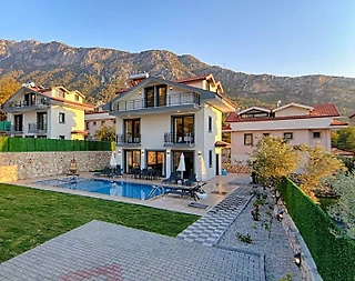 Fethiye Ölüdeniz'de Sakin Konumda, Özel Havuzlu, 4+1 Lüks Villa - 5