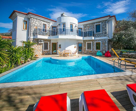 Marmaris Söğüt'te Tasarımıyla Büyüleyen, Özel Havuzlu, 8 Kişilik Villa - 1