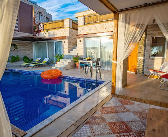 Kaş İslamlar'da Gözlerden Uzak, Özel Havuzlu, 1+1, Balayı Villası - 1