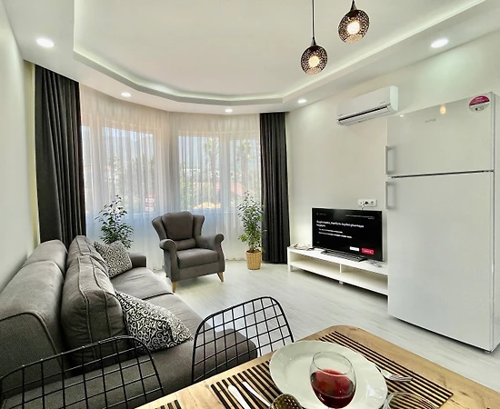 Fethiye'de Modern Tasarıma Sahip, 1+1, Yazlık, Kiralık Suit - 1