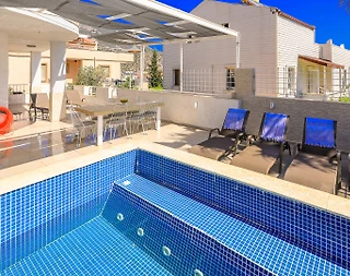 Kaş Kalkan'da Denize Yürüme Mesafesinde, Özel Havuzlu, Tripleks Villa - 2