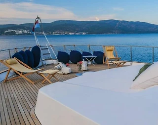 Bodrum'un Eşsiz Maviliğinde, 8 Kişi Kapasiteli, Kiralık Motoryat - 5