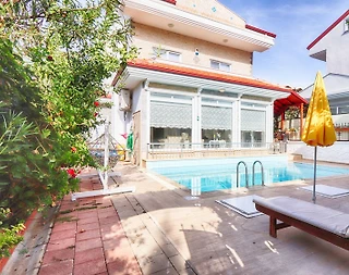 Fethiye Çiftlik'te Yeşillikler Arasında, Özel Havuzlu, Kiralık Villa - 1