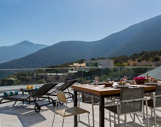 Kalkan'da Muhteşem Deniz Manzaralı, Sonsuzluk Havuzlu, Lüks Villa - 3