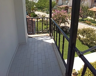 İzmir Dikili'de Ailelere Uygun, Site İçerisinde, Kiralık Villa - 3