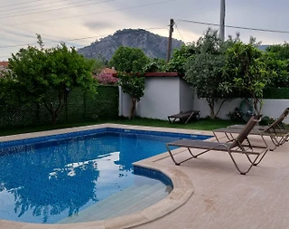 Muğla Ortaca'da Özel Havuzlu, Ailelere Uygun, 4+1 Villa - 5