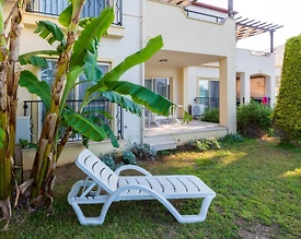 Didim Akbük'te Tesis İçerisinde, Denize Sıfır, Ortak Havuzlu Suit - 3