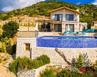 Kaş Sarıbelen'de Huzur Dolu Doğada, Özel Havuzlu, Taş Villa - 1
