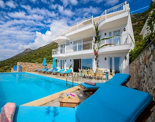 Kaş Bezirgan'da Enfes Deniz Manzaralı, Özel Havuzlu, Konforlu Villa - 3