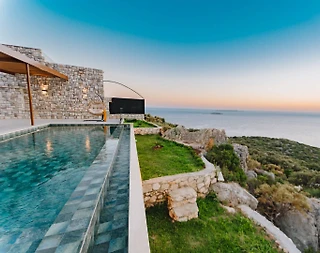 Kaş'ta Deniz Ve Doğa Manzaralı, Sonsuzluk Havuzlu, Lüks Villa - 2