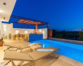 Kaş Üzümlü'de Yeşillikler İçerisinde, Özel Havuzlu, Balayı Villası - 3