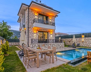 Kaş Andifli'de Çekirdek Ailelere Uygun, Özel Havuzlu, Modern Villa - 1
