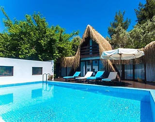 Kaş İslamlar'da Çekirdek Ailelere Uygun, Özel Havuzlu, Estetik Villa - 3