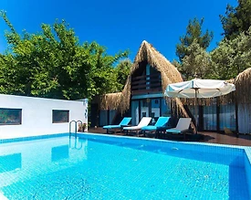 Kaş İslamlar'da Çekirdek Ailelere Uygun, Özel Havuzlu, Estetik Villa - 3