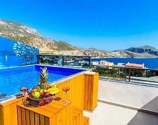 Kaş Kalkan'da Merkezi Konumda, Enfes Deniz Manzaralı, Lüks Tatil Evi - 5