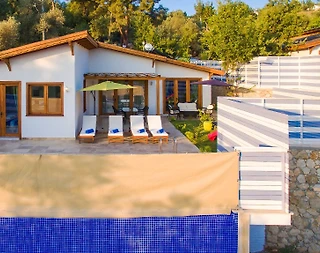 Kaş İslamlar'da Doğa Manzaralı, Özel Havuzlu, Konforlu Villa - 4