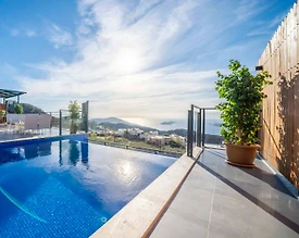 Kaş Bezirgan'da Muhteşem Deniz Manzaralı, Sonsuzluk Havuzlu, Kiralık Villa - 3