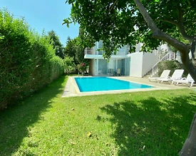 Serik Kadriye'de Denize Yakın Konumda, Özel Havuzlu, Konforlu Villa - 2