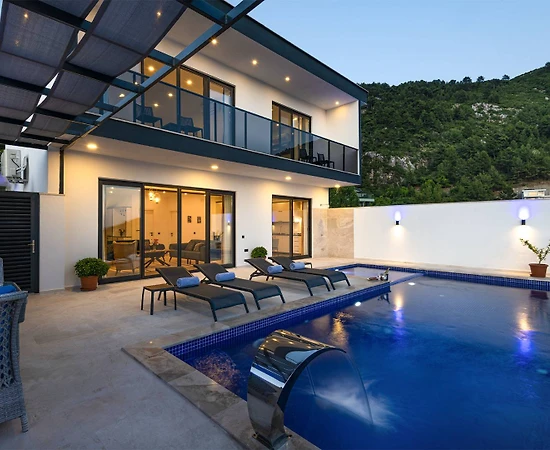 Kaş İslamlar'da Özenle Dekore Edilmiş, Özel Havuzlu, Kiralık Villa - 1