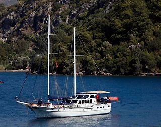 Muğla Marmaris'de Kalabalık Ailelere Uygun, Kaptanlı Kiralık Gulet - 2