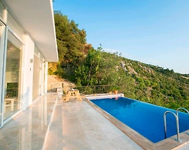 Kaş İslamlar'da Müthiş Doğada, Sonsuzluk Havuzlu, Jakuzili Villa - 2