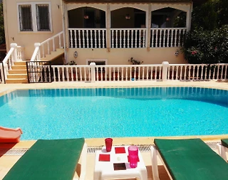 Fethiye Ölüdeniz'de 10 Kişilik, Özel Havuzlu, Barbekülü Villa - 3