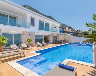 Kalkan Kördere'de Görülmeye Değer Manzaralı, Özel Havuzlu, Şık Villa - 2