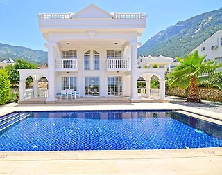 Fethiye Ölüdeniz'de Özel Havuzlu, 8 Kişilik, Konforlu Kiralık Villa - 1