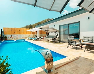 Kaş İslamlar'da Muhteşem Doğada, Yetişkin ve Çocuk Havuzlu, Lüks Villa - 1