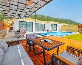 Kaş Sarıbelen'de Doğa Manzaralı, Özel Havuzlu, Kiralık Lüks Villa - 3