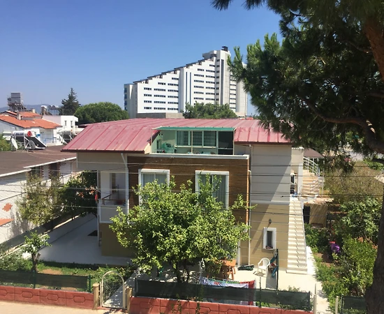 Didim Altınkum'da Doğa Manzaralı, Bahçe Katı, 3+1 Konforlu Daire - 1