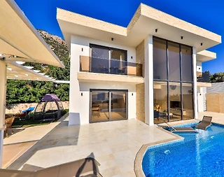 Kaş Bezirgan'da Doğayla İç İçe, Özel Havuzlu, Manzaralı Villa - 1