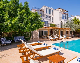 Kalkan'da Deniz Manzaralı, Özel Havuzlu, Sinema Odalı, Kiralık Villa - 1