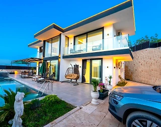 Kaş Yeşilköy'de Deniz Manzaralı, Saunalı, 6 Kişilik, Lüks Villa - 1