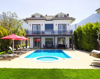 Fethiye Ölüdeniz'de Ferah Bahçeli, Özel Havuzlu, 4+1 Kiralık Villa - 1