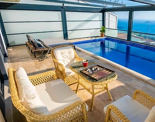 Kaş Bezirgan'da Deniz Manzaralı, Özel Havuzlu, Jakuzili Villa - 1