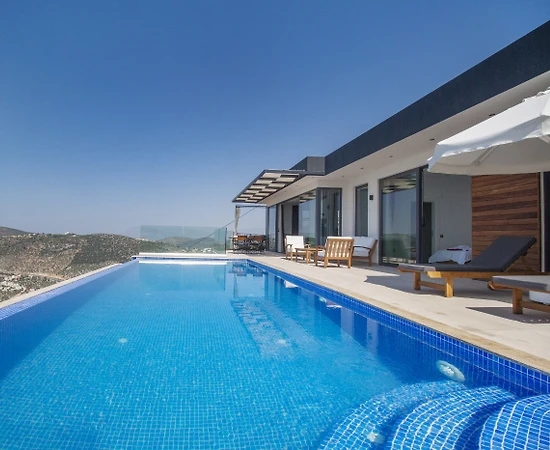 Kaş Bezirgan'da Deniz Manzaralı, Sonsuzluk Havuzlu, Jakuzili Villa - 1
