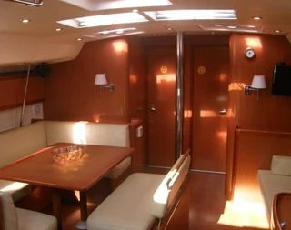 Fethiye'de İç Dekorasyonu Ahşap, 10 Kişi Kapasiteli Modern Yelkenli - 4